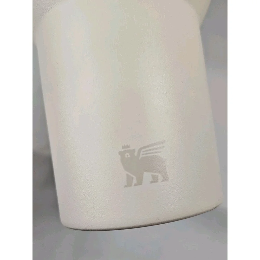 New STANLEY Quencher ProTour H2.0 Tumbler with Handle and Straw 40 oz Cream - Picture 8 of 9